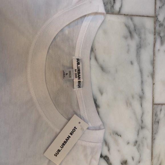 Sub_Urban Riot “Hotter than I should be” t-shirt - Picture 2 of 2